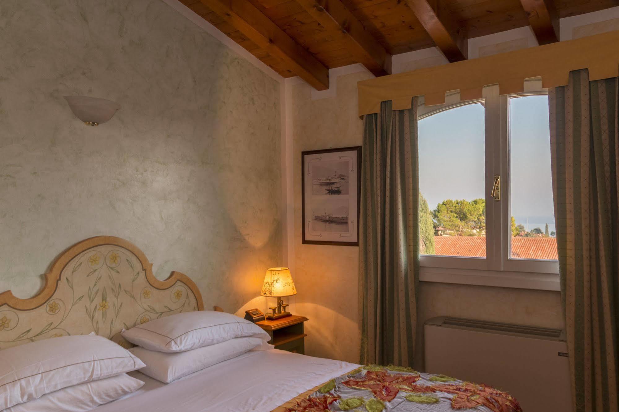 West Garda Hotel Padenghe sul Garda Eksteriør billede